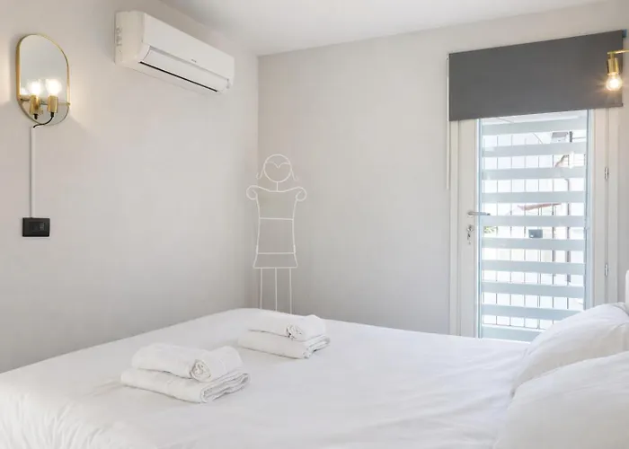 Апартаменты Elegantis Terrazze Al Vaticano - Your Chic Retreat In